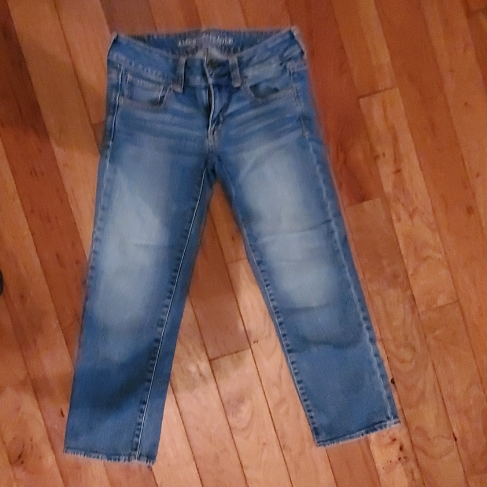 AE capri, size 2